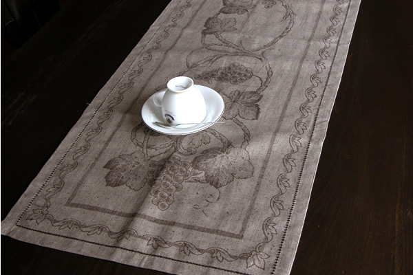 テーブルランナー